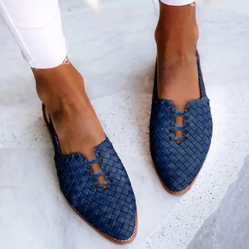 Stylish Closed Toe Summer Sandals with Strap for Women