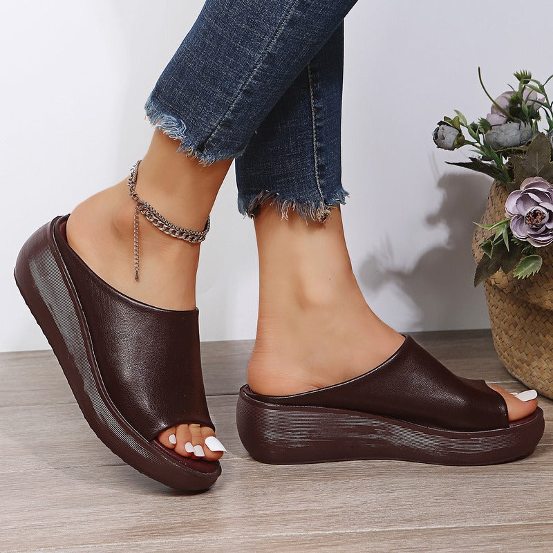 Women’s Casual All Season Slides with Stylish Design