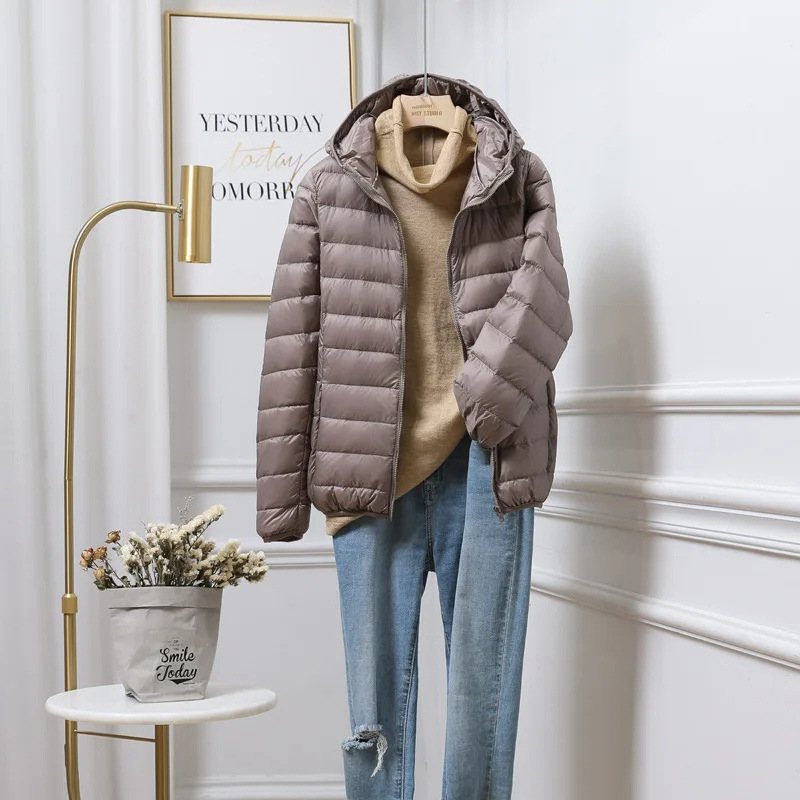 Lightweight Hooded Puffer Jacket for Women