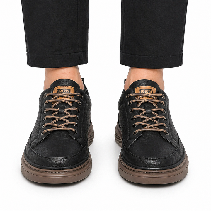 Sneakers basse da uomo nere | Con lacci