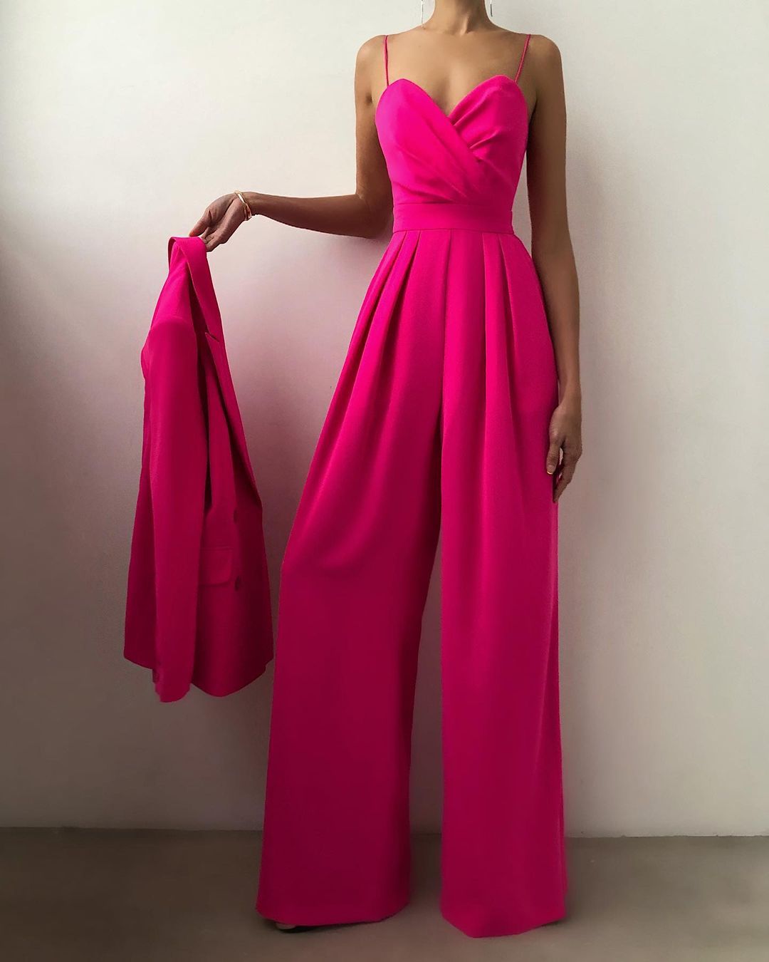 Women’s Stylish Summer Jumpsuit with Trendy Design